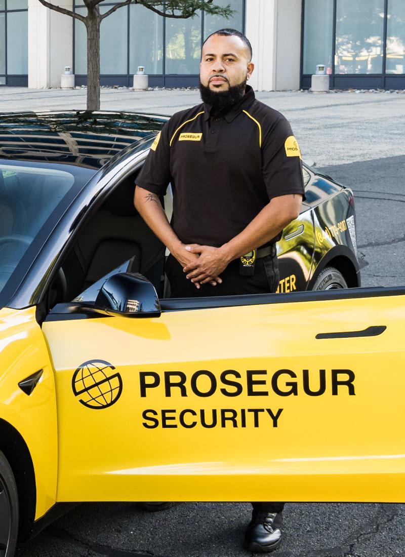 Los Angeles Mle Prosegur Security Guard A male Prosegur security guard in Los Angeles providing security guard services