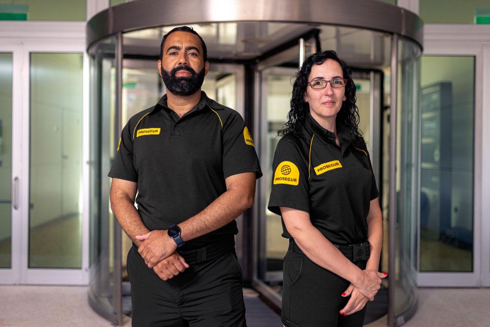 Two Orlando security guards providing security guarding services
