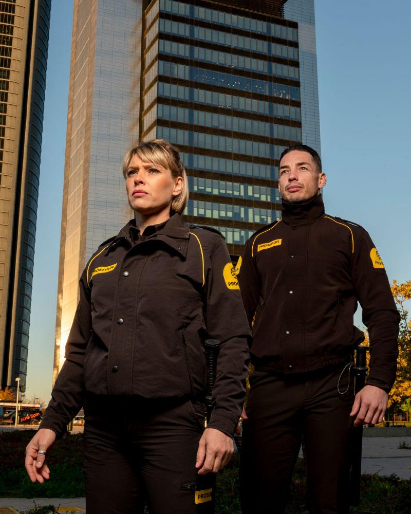A Prosegur security guard in St. Louis Missouri providing security guard services