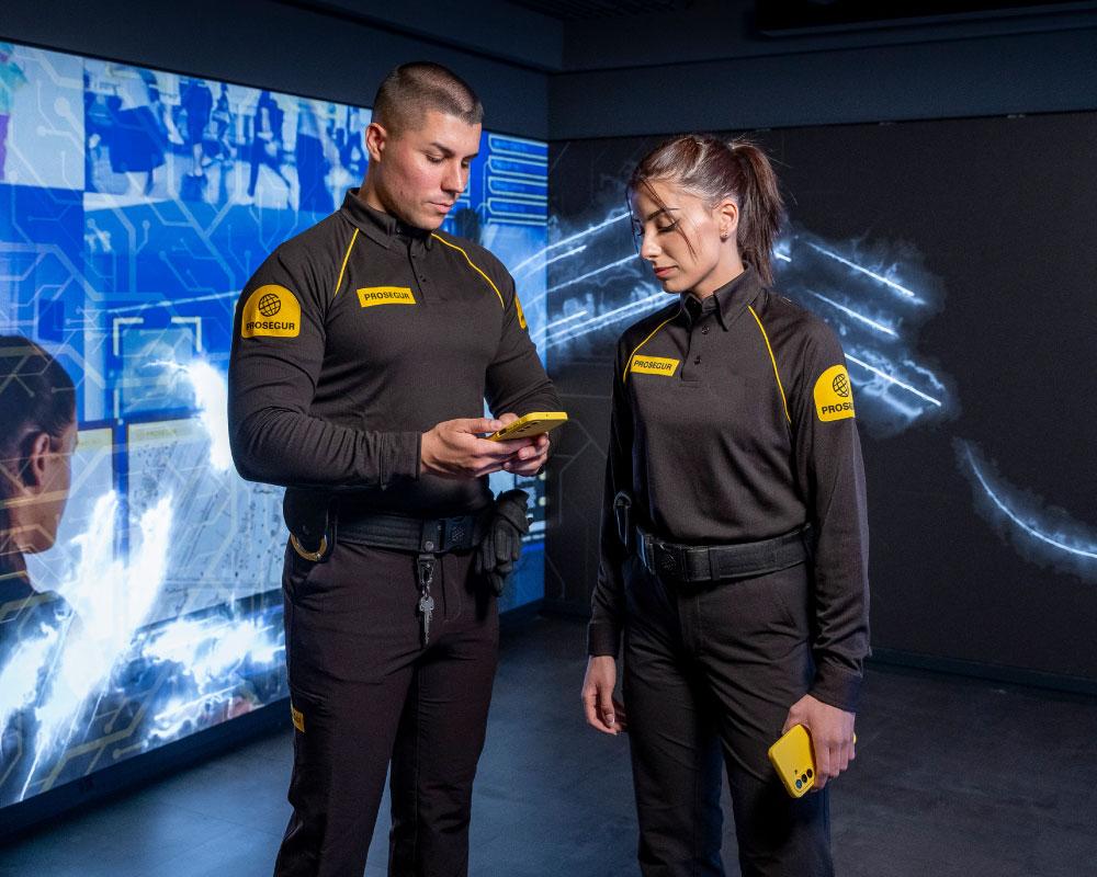 Prosegur Security officers talking about an incident