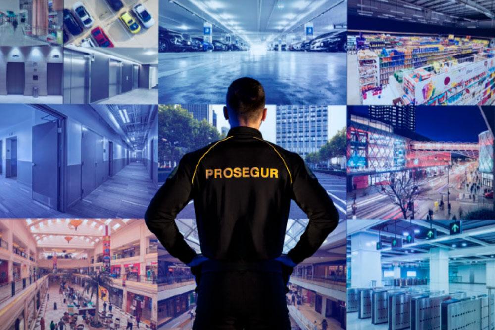 A Prosegur agent at the USA iSOC