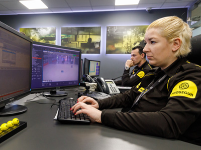 security-operations-center-02