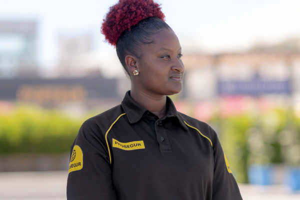 A prosegur security officer